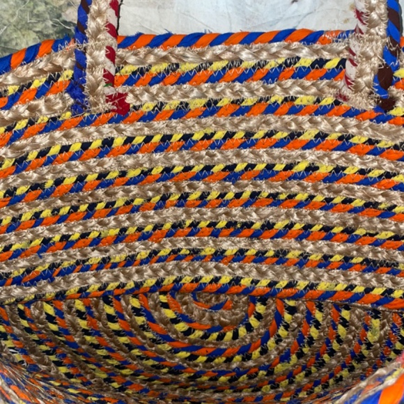 America and Beyond Handwoven Jute Beach Tote - Picture 3 of 4